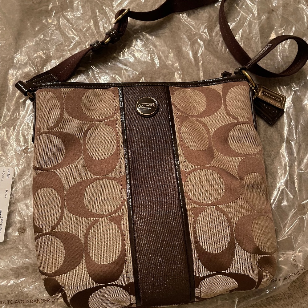 COACH (F21905) SIGNATURE STRIPE DUFFLE Brown/khaki